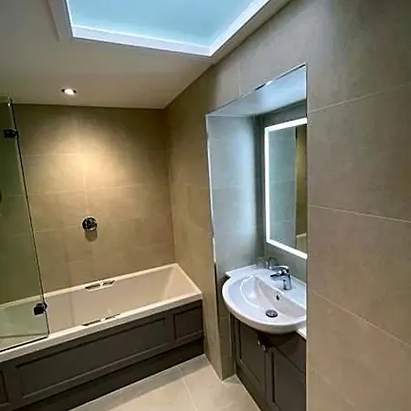 Three Shires Hotel Kendal